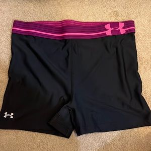 Under Armour Biker Short - Size M